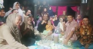 Warga Desa Mahanggin Sambut Antusias Cabup OKUS Abusama,SH Mohon Dukungan Dan Doa Masyarakat