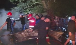 Bupati Abusama Sampaikan Duka Cita Musibah Kebakaran Di Pasar Saka Selabung